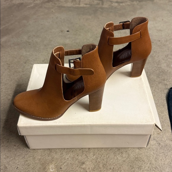 Brand new Anthropologie - Billy Ella - Brown Leather Ankle Boots - Picture 7 of 11